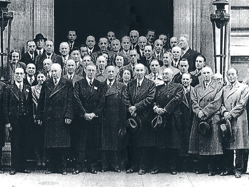 I fondatori di ISO a Londra nel 1946